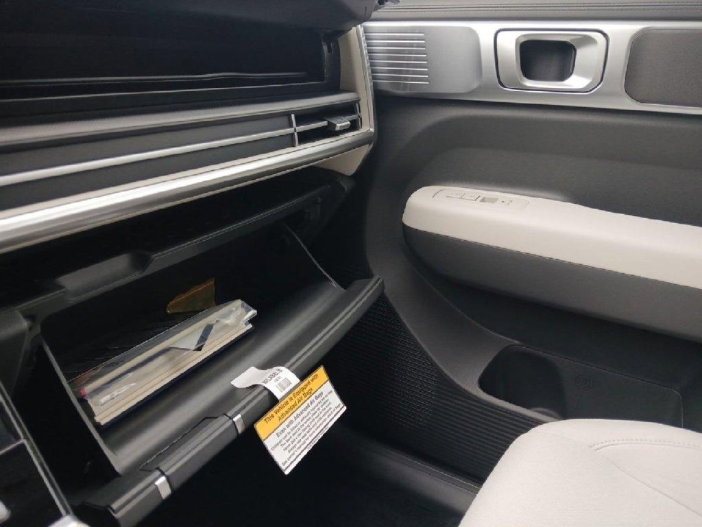 New 2026 Hyundai Santa Fe SE FWD image 22