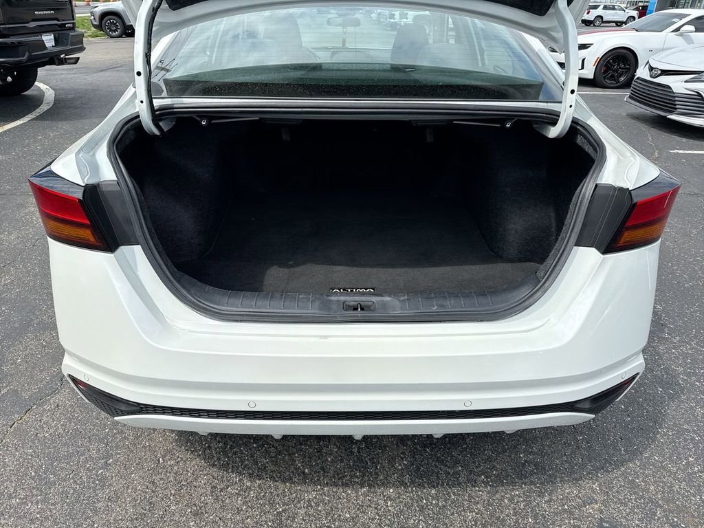 Used 2023 Nissan Altima 2.5 SV image 23