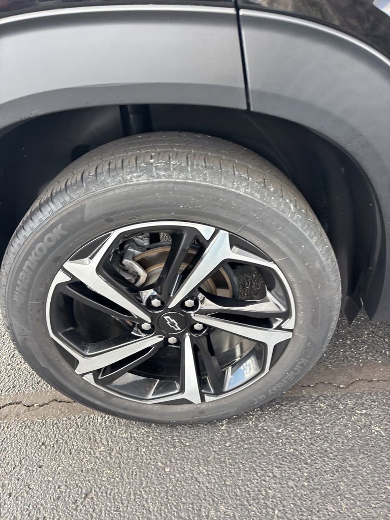 Used 2022 Chevrolet TrailBlazer RS w/ Sun and Liftgate Package image 10
