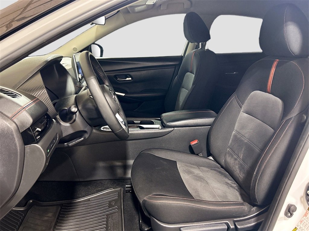 Used 2025 Nissan Sentra SR image 18