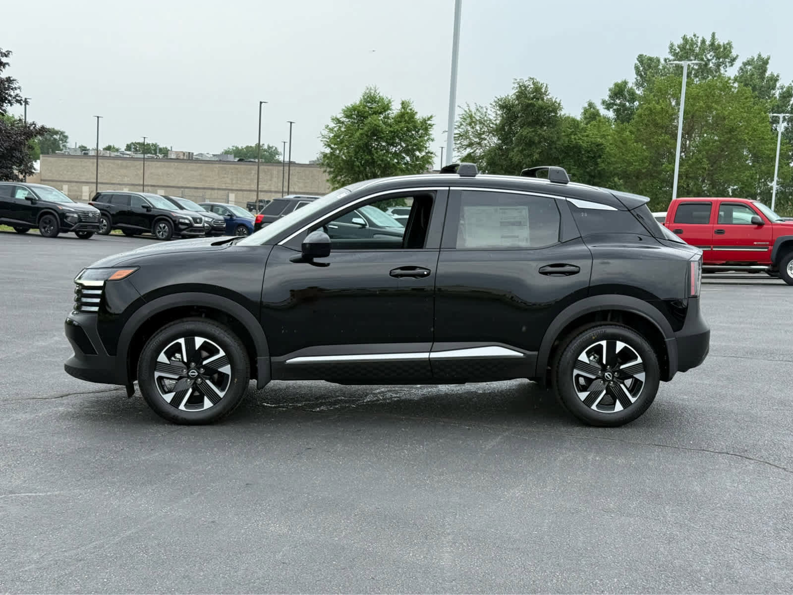 New 2026 Nissan Kicks SV AWD/4WD image 3