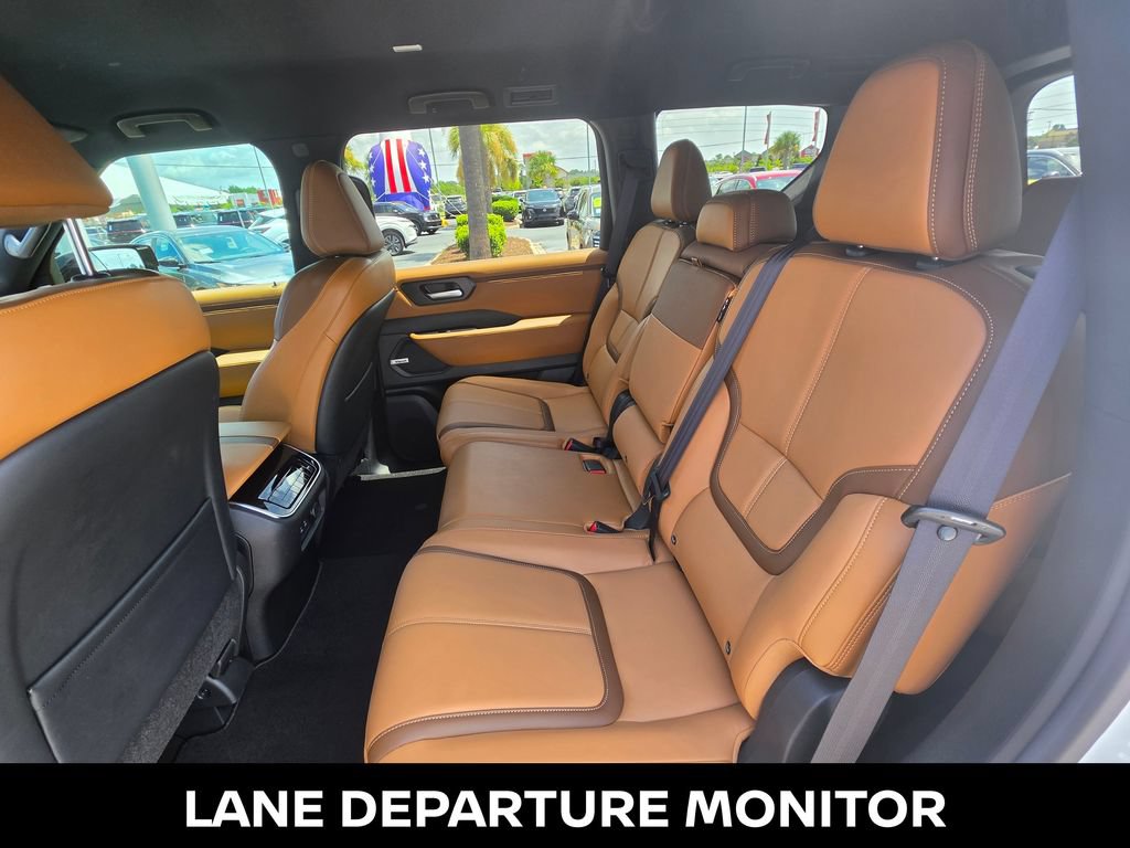 Certified 2025 Nissan Armada SL AWD/4WD image 14