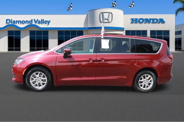 Used 2023 Chrysler Voyager LX FWD image 8