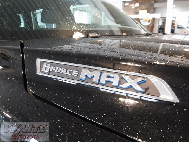 Certified 2024 Toyota Sequoia Platinum image 8