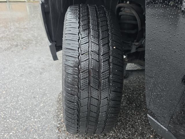 Certified 2018 Chevrolet Silverado 1500 High Country AWD/4WD image 26