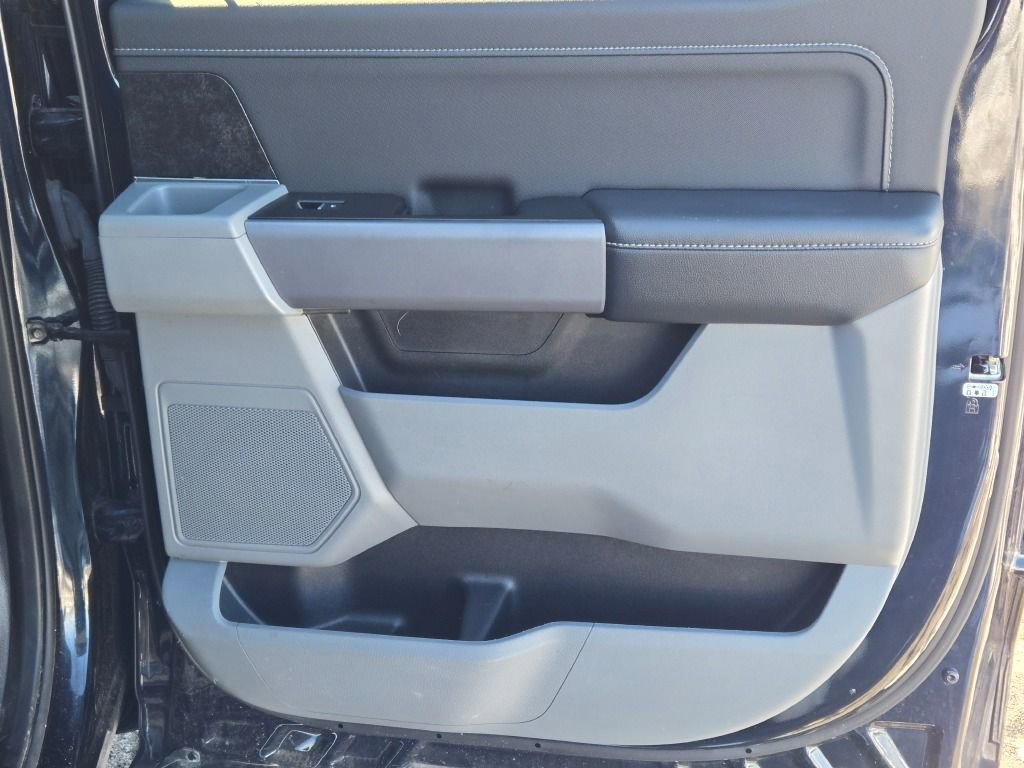 Used 2022 Ford F150 XLT w/ Equipment Group 302A High image 10