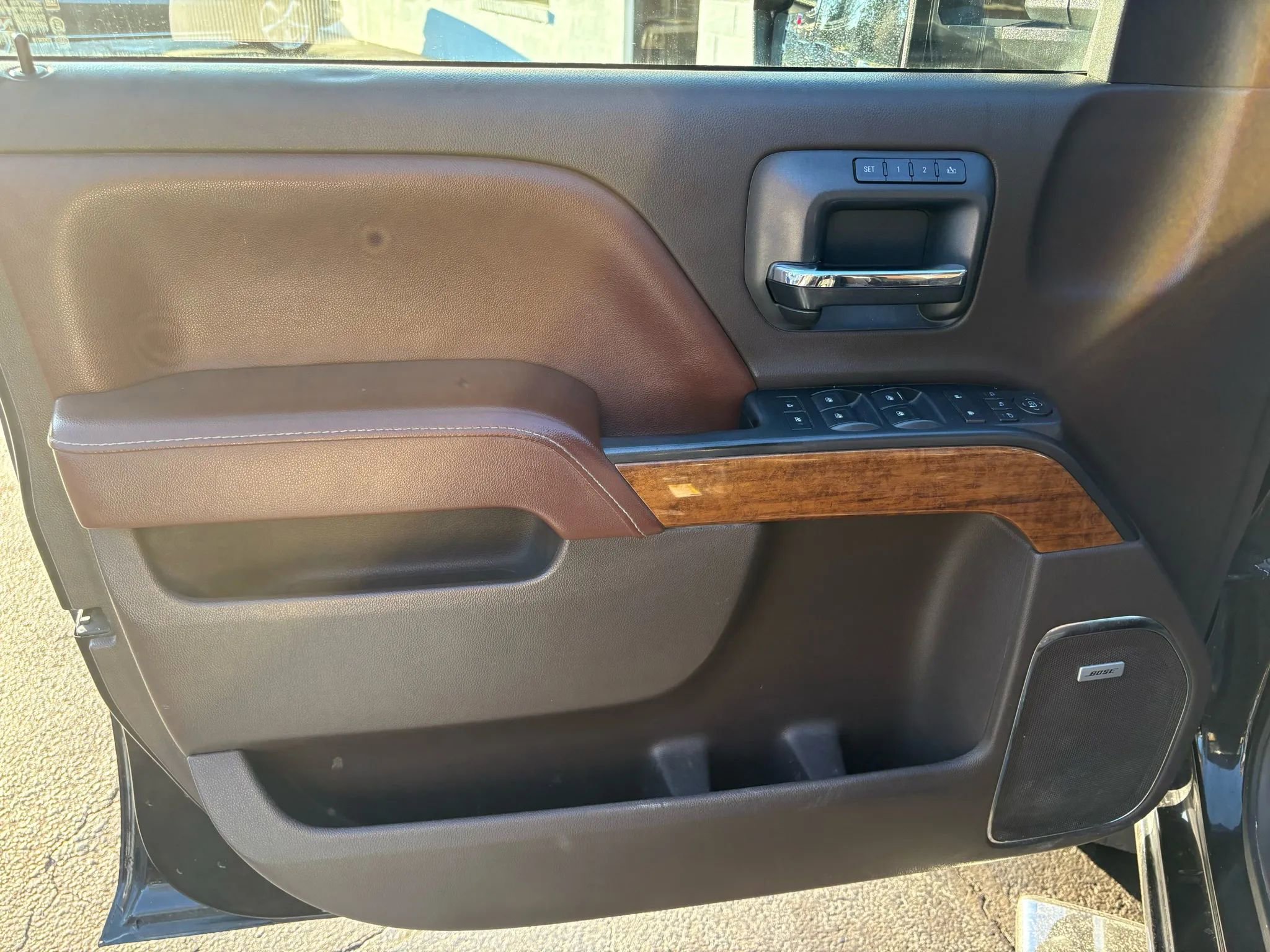 Used 2015 Chevrolet Silverado 3500 High Country w/ Duramax Plus Package image 10