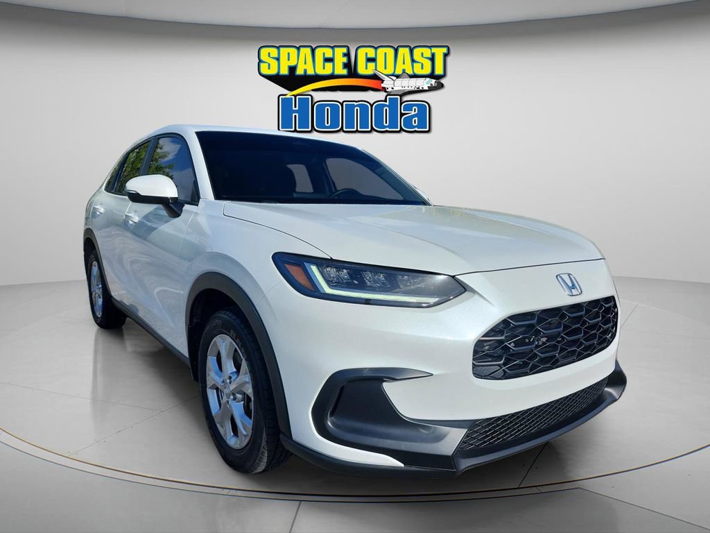 Used 2023 Honda HR-V LX image 13