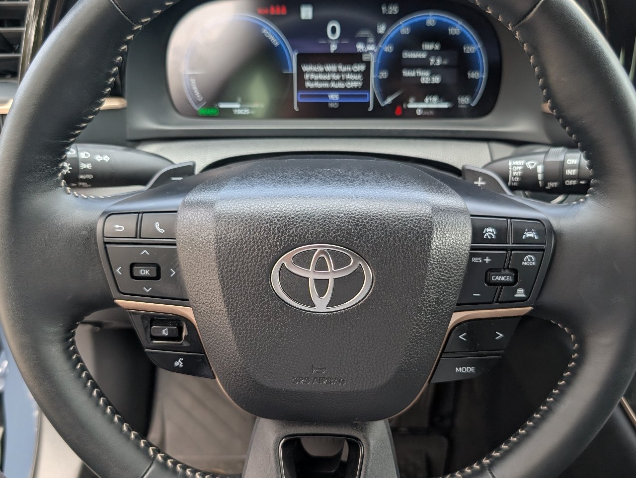 Used 2025 Toyota Crown Signia AWD/4WD image 18