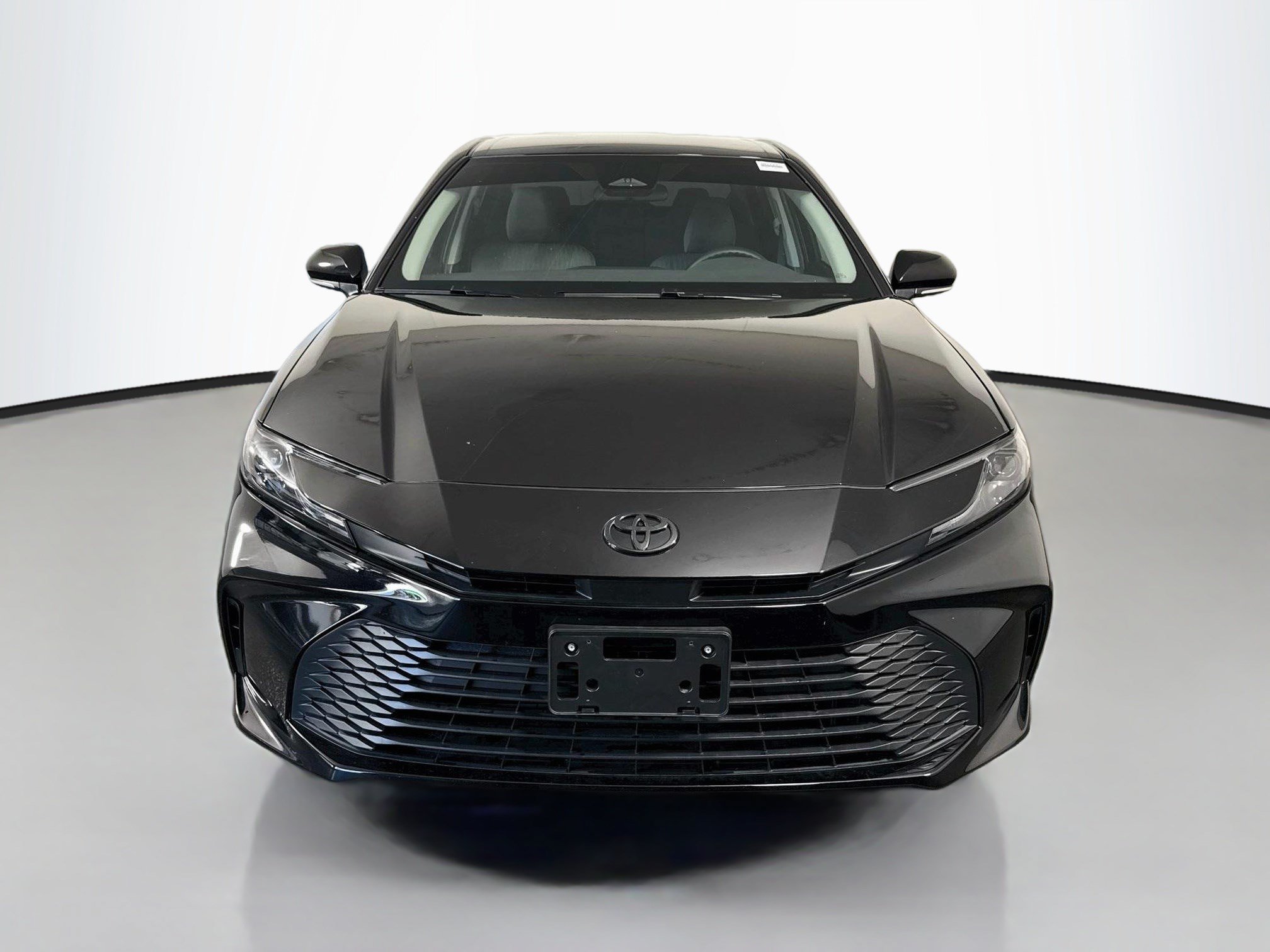 Used 2026 Toyota Camry LE FWD image 2