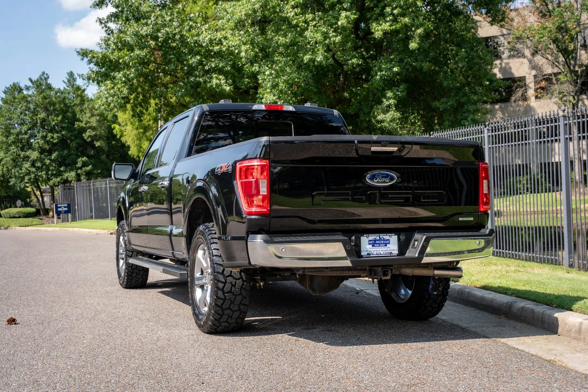 Used 2023 Ford F150 XLT w/ Equipment Group 302A High AWD/4WD image 7
