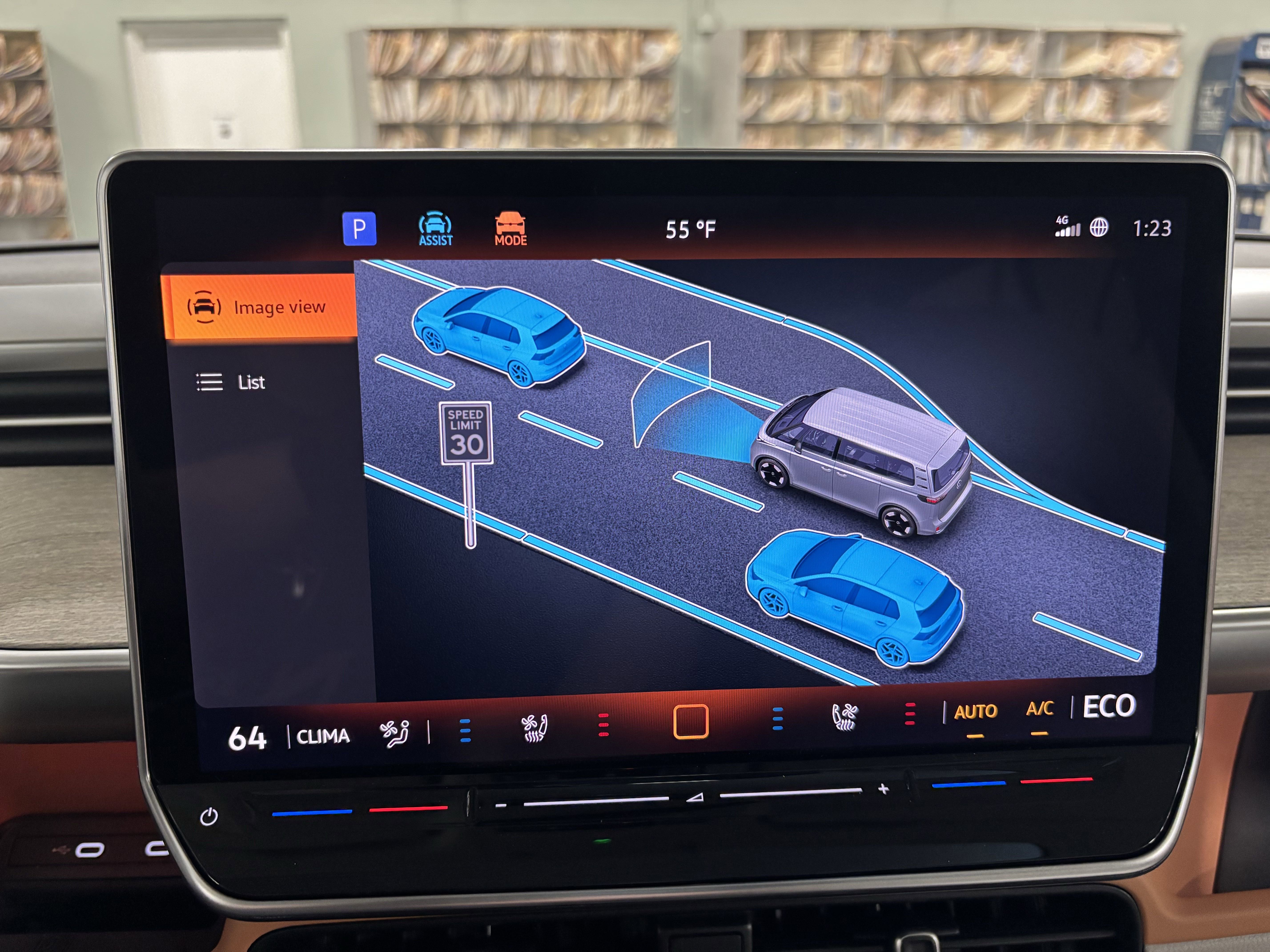 New 2025 Volkswagen ID. Buzz 1st Edition AWD/4WD image 21