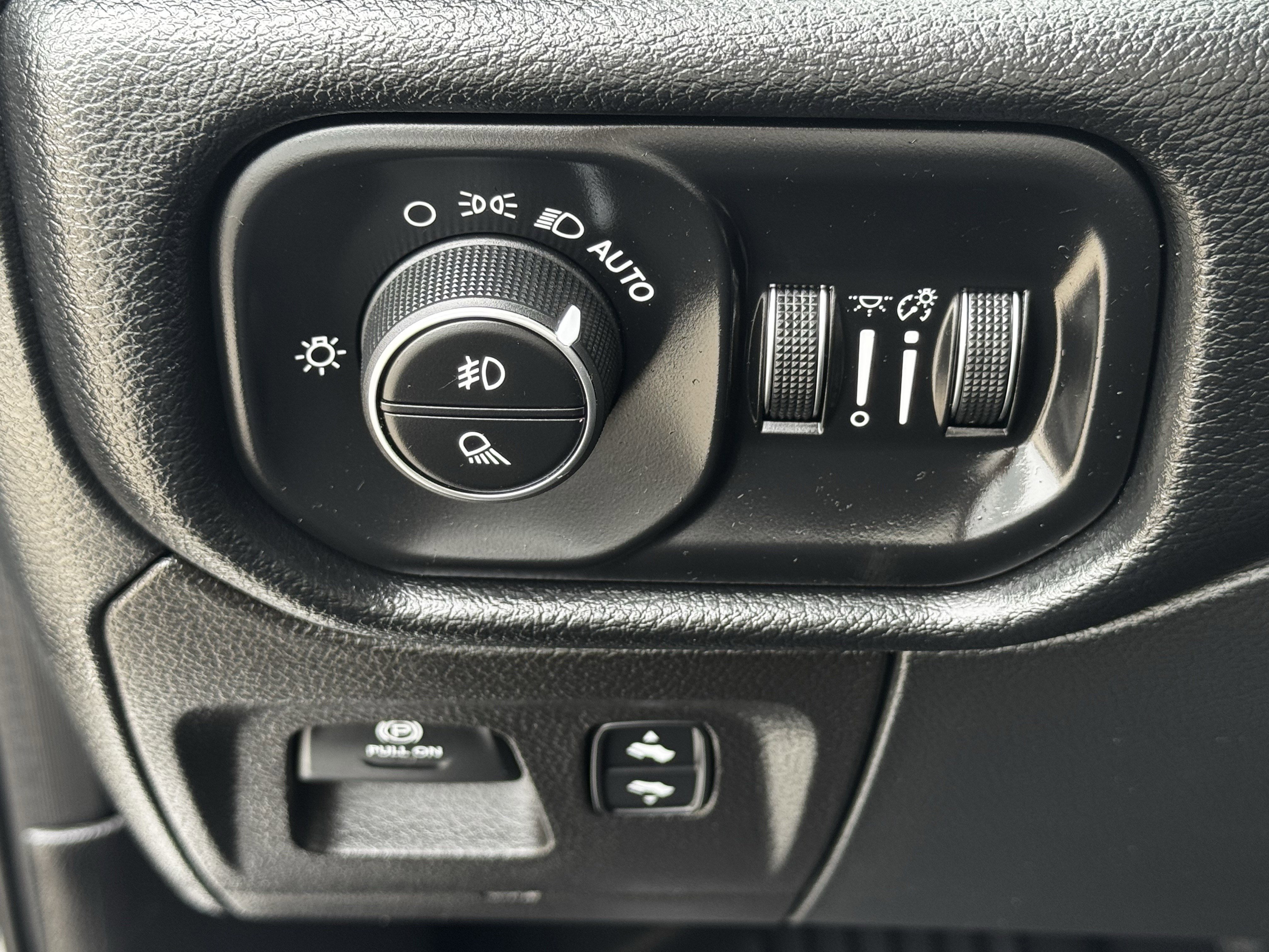 Used 2022 RAM 1500 Laramie image 26