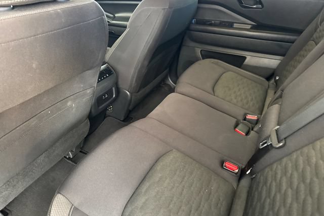 Used 2024 Nissan Pathfinder SV AWD/4WD image 14