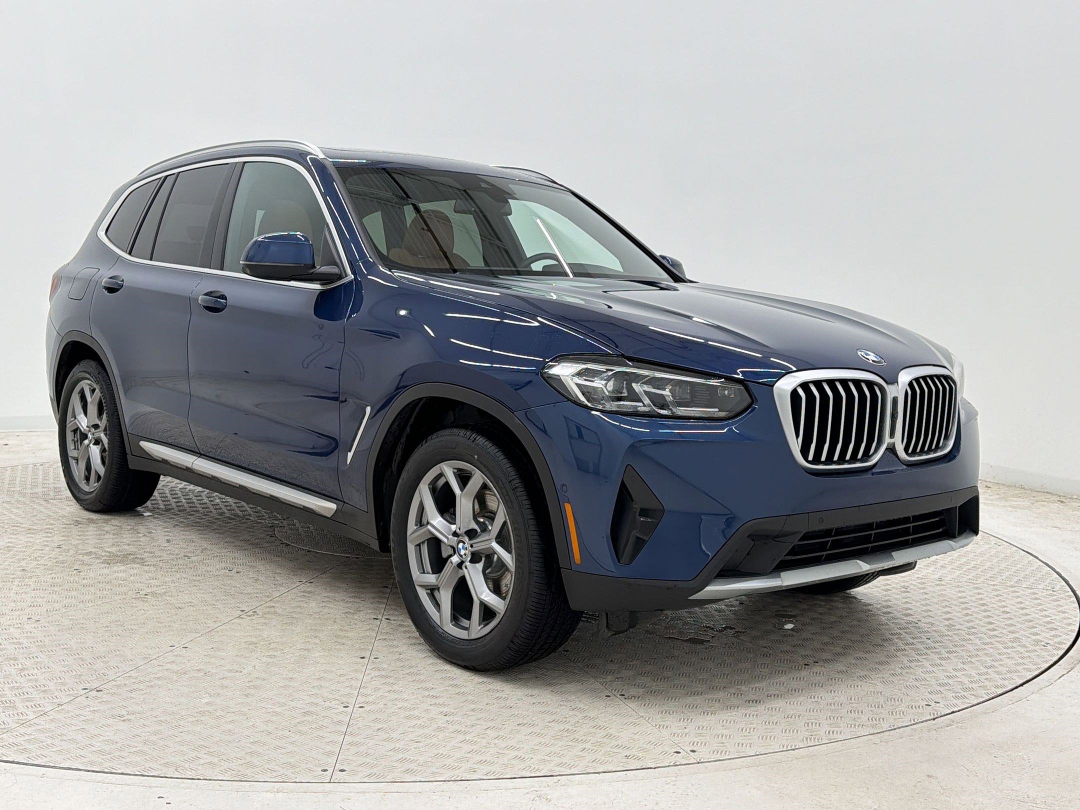 Certified 2024 BMW X3 xDrive30i w/ Convenience Package AWD/4WD image 7