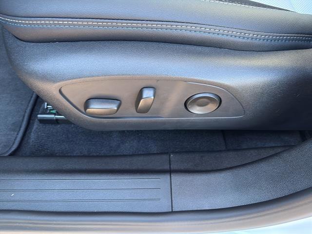 New 2026 Chevrolet Equinox EV LT image 16