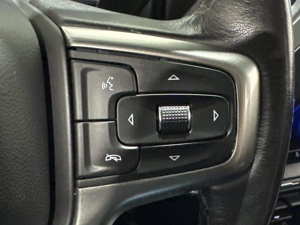 Used 2021 Chevrolet Silverado 1500 RST w/ Bed Protection Package image 6