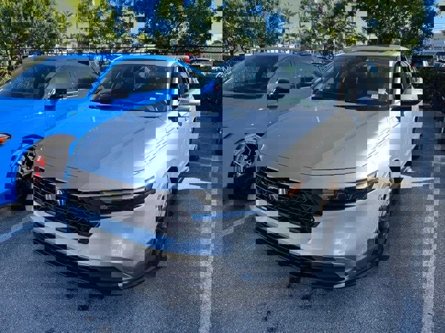 Used 2023 Honda Accord EX image 2