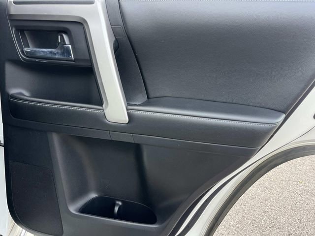 Used 2015 Toyota 4Runner Limited AWD/4WD image 22