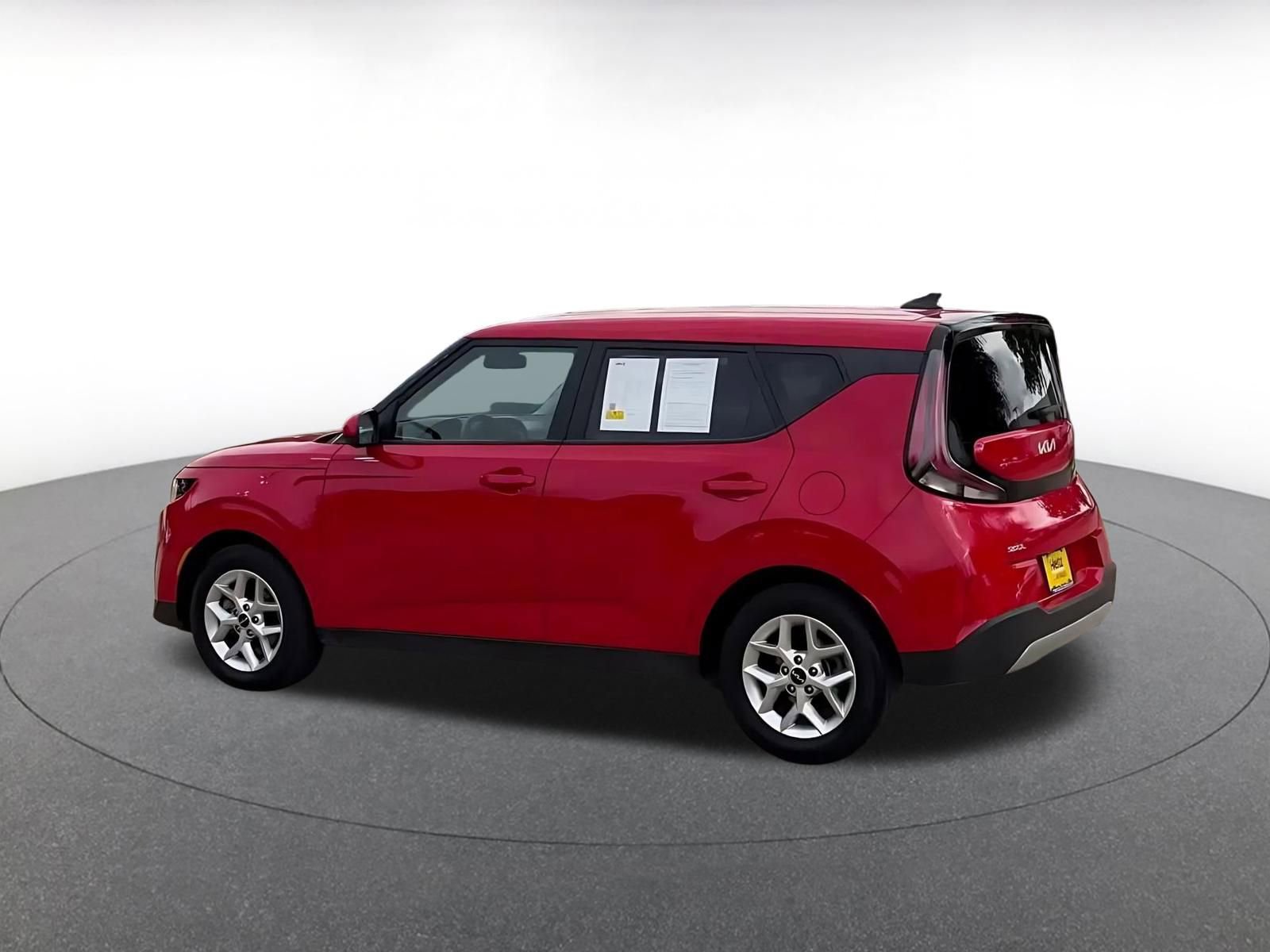 Used 2025 Kia Soul LX w/ LX Technology Package image 10