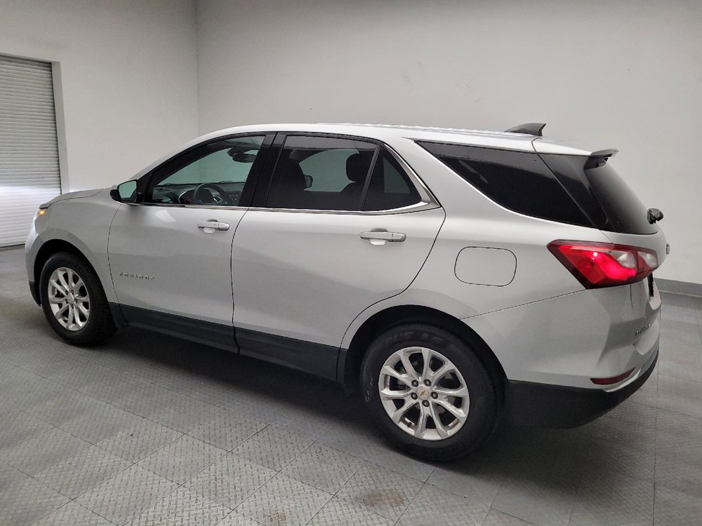 Used 2020 Chevrolet Equinox LT image 3