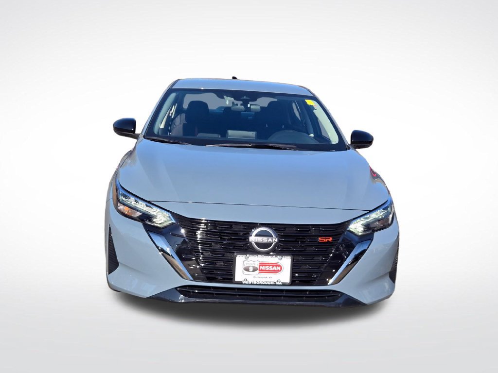 Used 2025 Nissan Sentra SR w/ Trunk Package FWD image 4