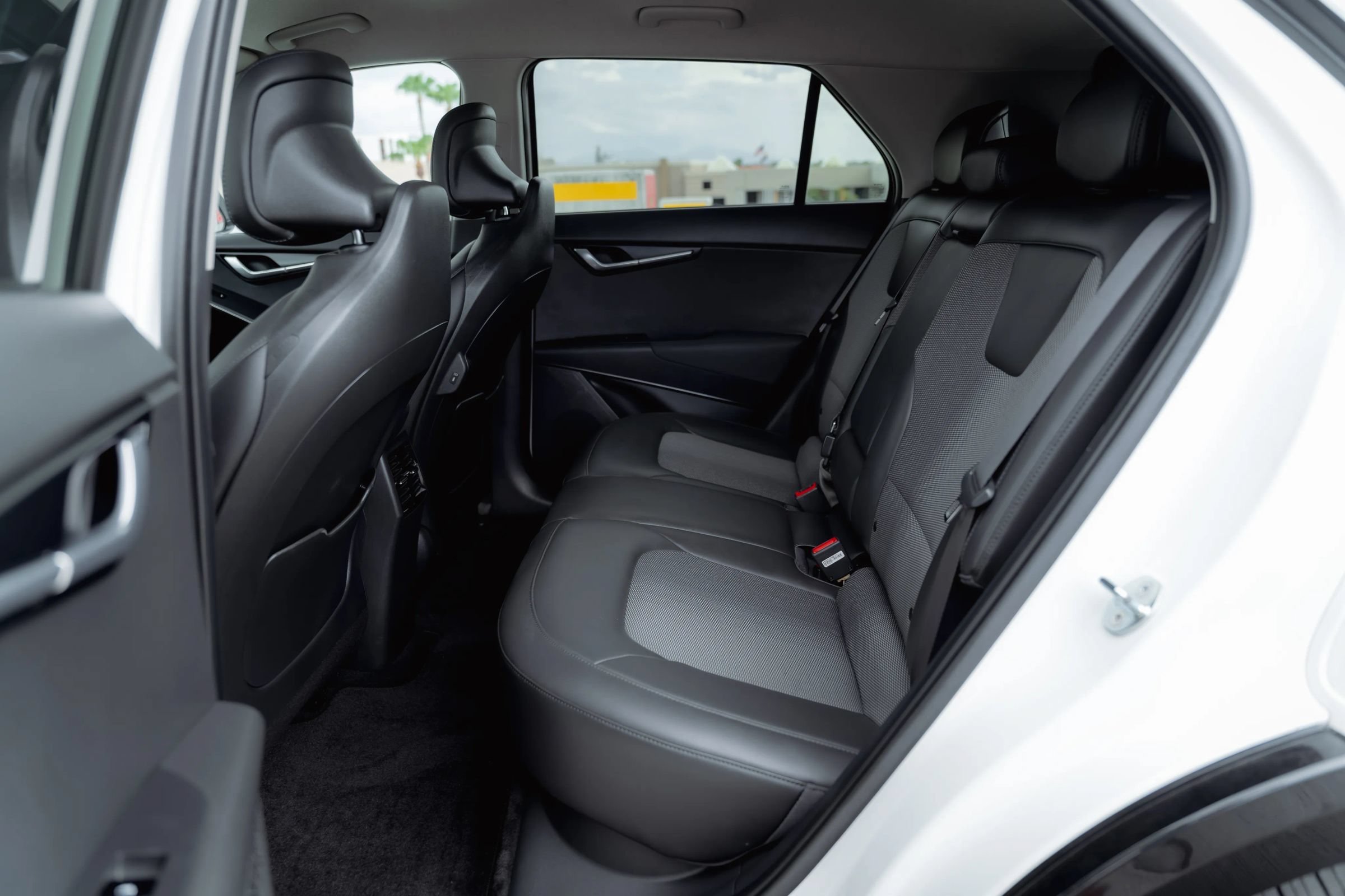 Used 2023 Kia Niro Wind FWD image 56