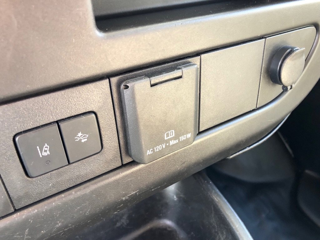 Used 2020 Chevrolet Express 3500 w/ Driver Convenience Package image 27