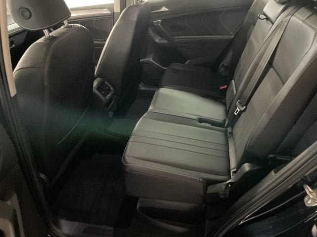 Certified 2024 Volkswagen Tiguan SE AWD/4WD image 12