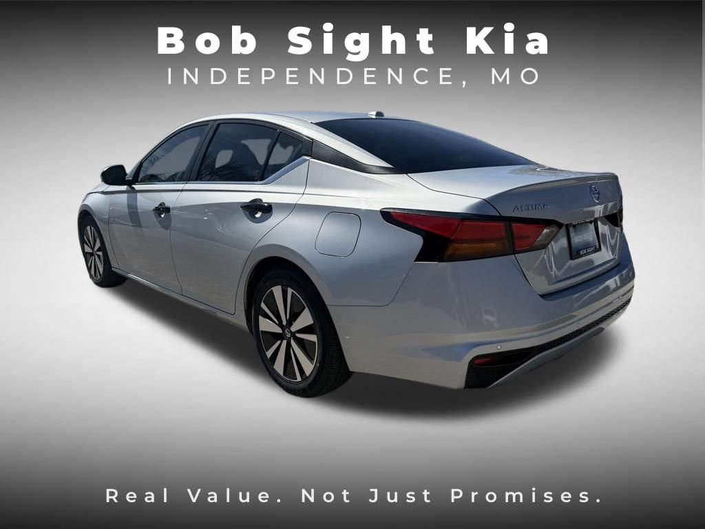 Used 2022 Nissan Altima 2.5 SV image 11