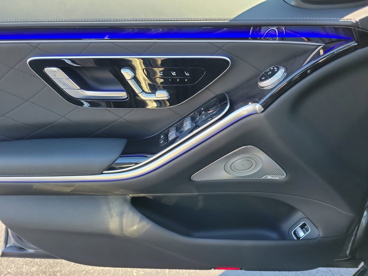 New 2026 Mercedes-Benz S 580 4MATIC Sedan image 23