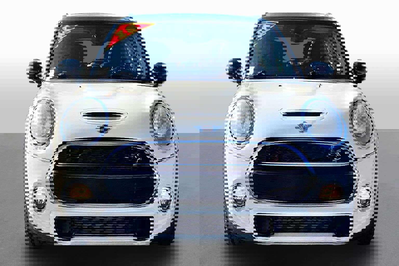 Used 2015 MINI Cooper S image 3