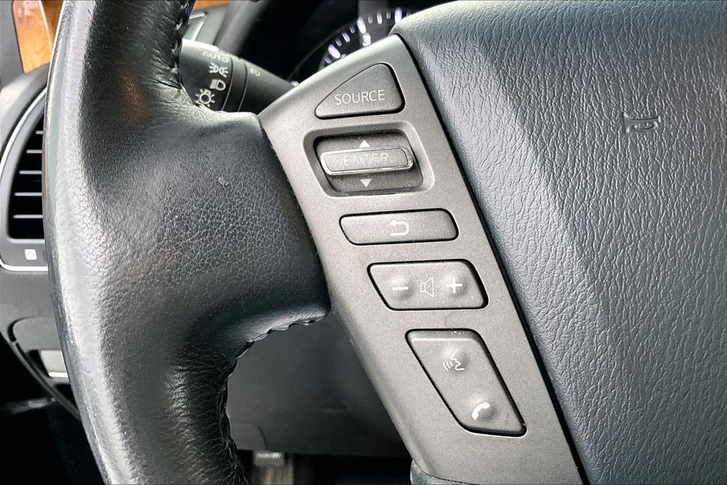 Used 2011 INFINITI QX56 2WD w/ Theater Pkg image 24