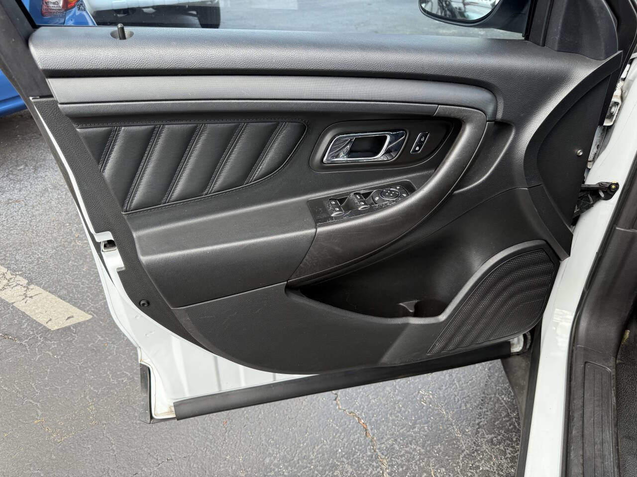 Used 2015 Ford Taurus Police Interceptor AWD image 10