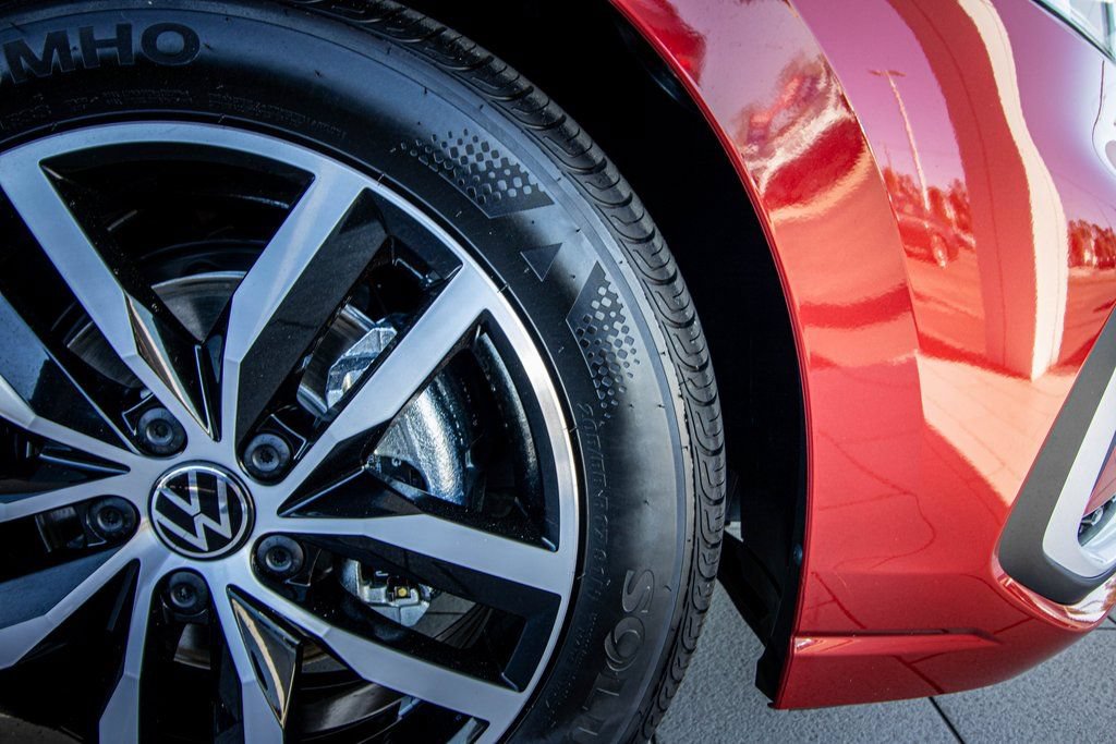 New 2026 Volkswagen Jetta SE FWD image 22