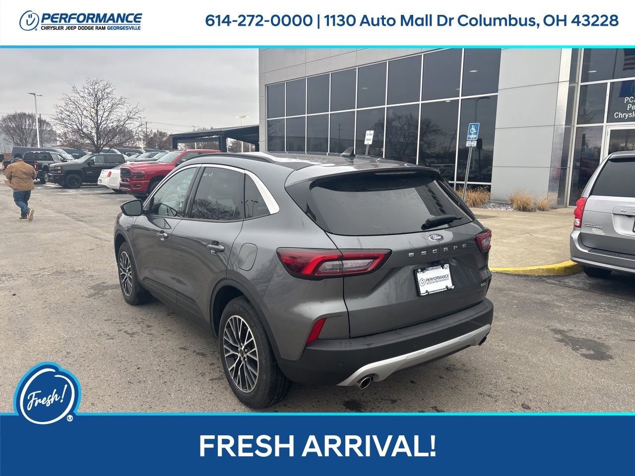 Used 2024 Ford Escape SE image 6