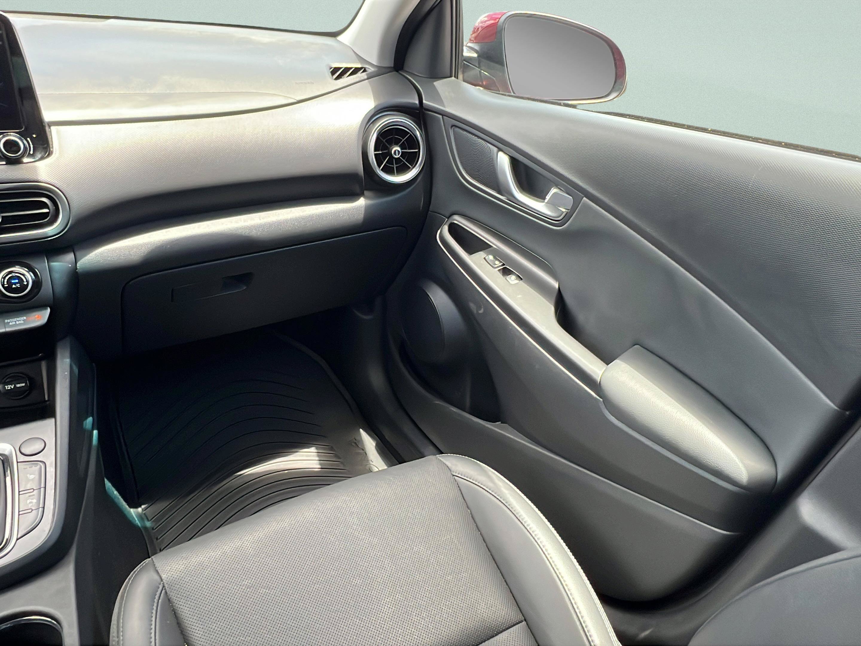 Certified 2023 Hyundai Kona Limited FWD image 13