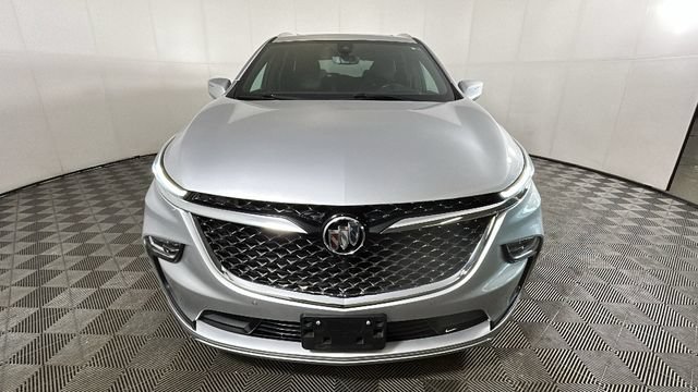 Used 2022 Buick Enclave Avenir w/ Avenir Technology Package AWD/4WD image 7