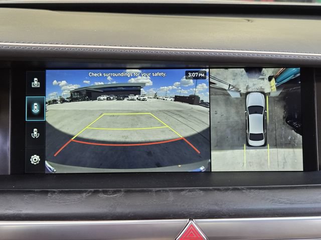 Used 2021 Genesis G90 3.3T Premium RWD image 13