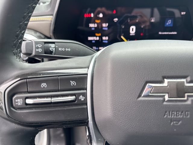 Used 2024 Chevrolet Colorado ZR2 w/ Technology Package AWD/4WD image 42