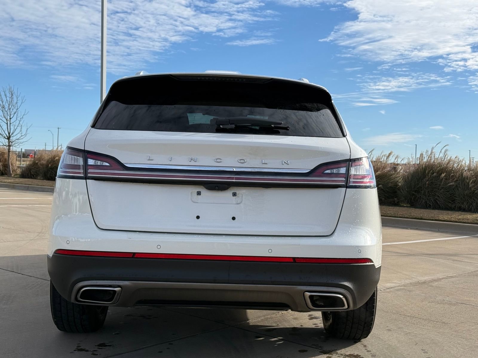 Used 2022 Lincoln Nautilus Reserve w/ Cargo Utility Package image 6