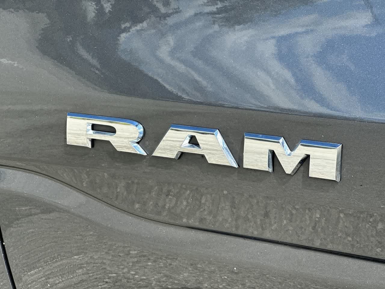 Used 2022 RAM 1500 Big Horn AWD/4WD image 11