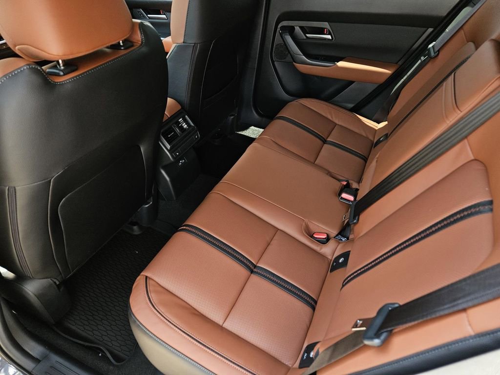 New 2025 MAZDA CX-50 Meridian Edition w/ Weather Package image 16