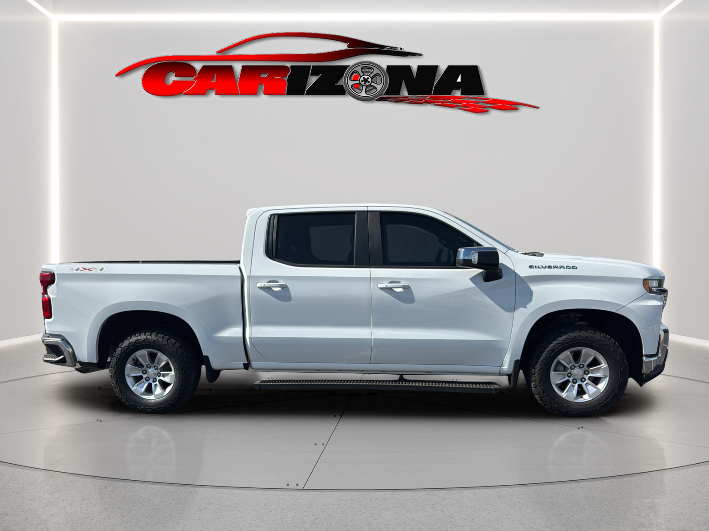 Used 2019 Chevrolet Silverado 1500 LT w/ Convenience Package AWD/4WD image 4