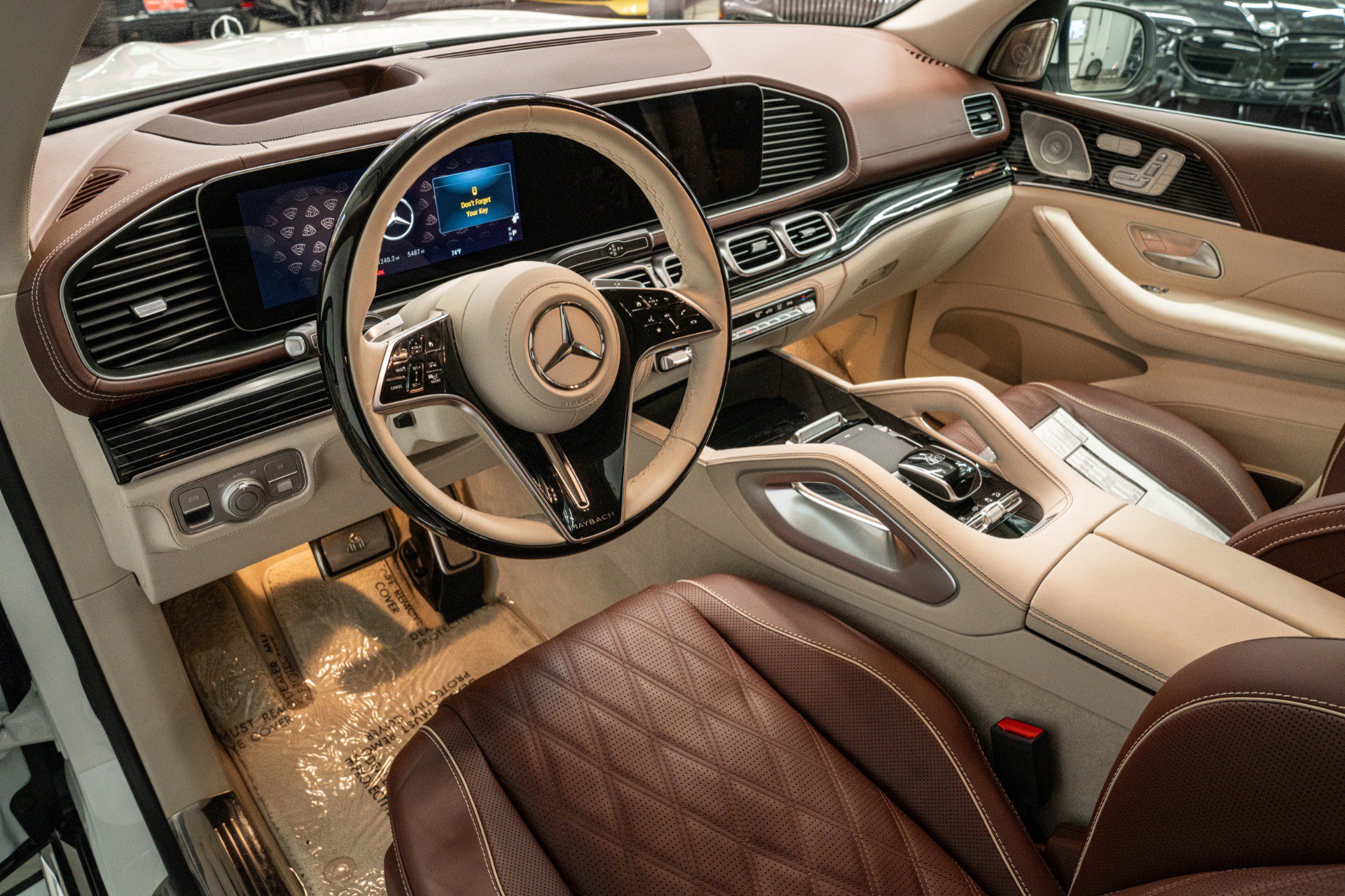 Used 2026 Mercedes-Benz Maybach GLS 600 4MATIC image 12