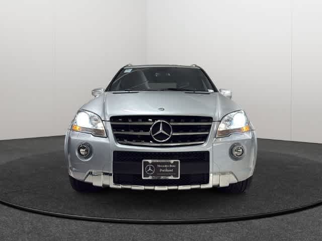 Used 2010 Mercedes-Benz ML 63 AMG 4MATIC image 2