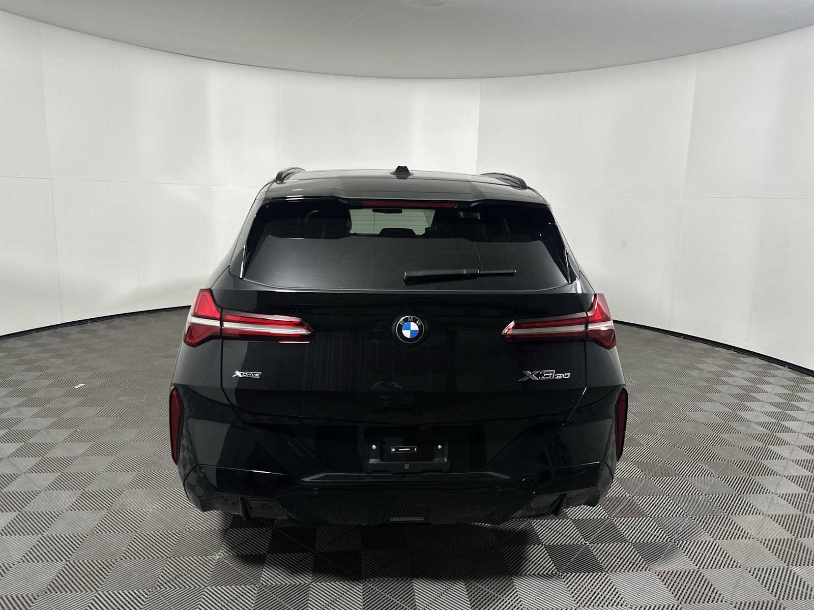 New 2026 BMW X3 xDrive30 w/ M Sport Package image 2