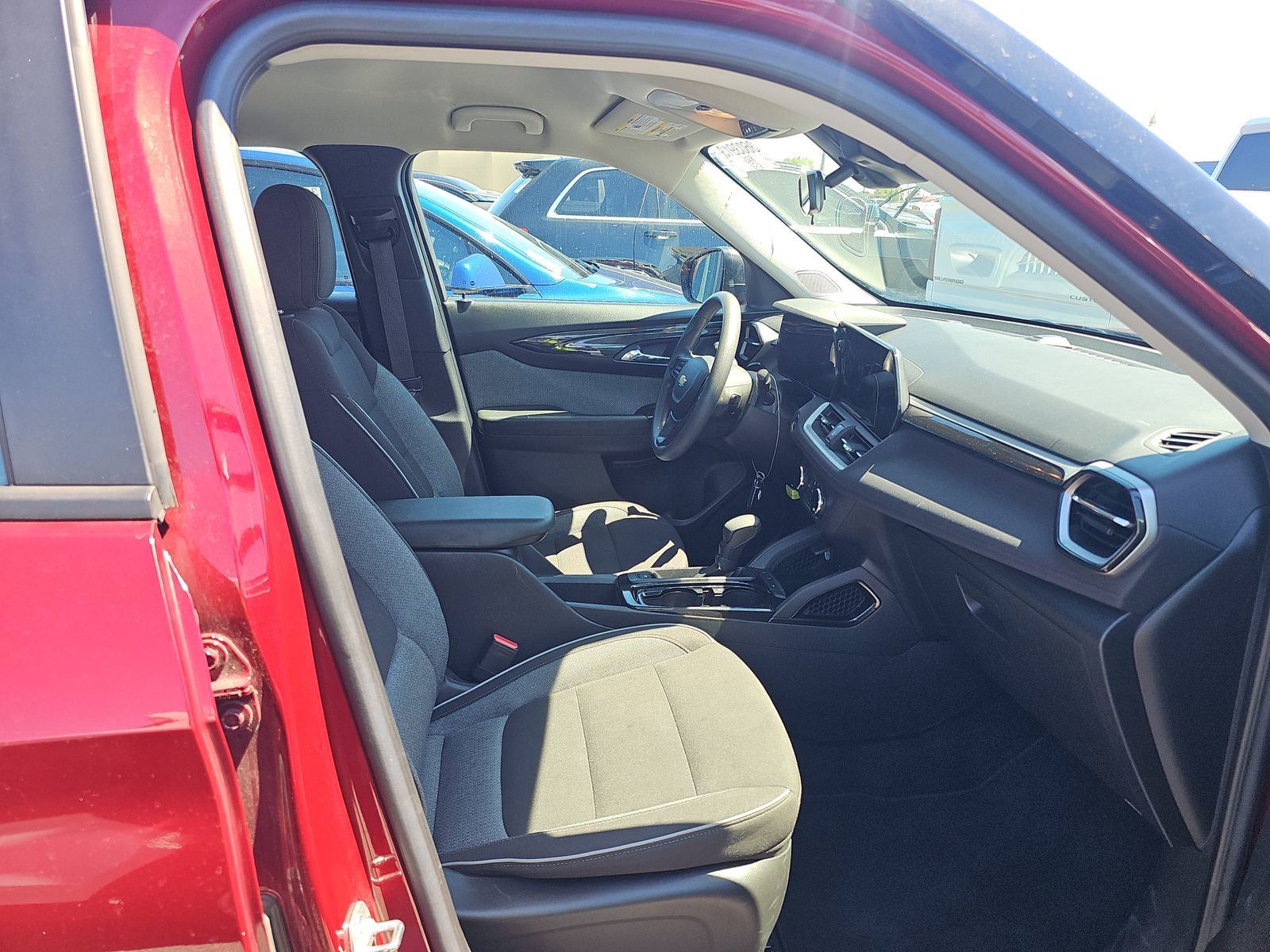 Used 2024 Chevrolet TrailBlazer LS image 14