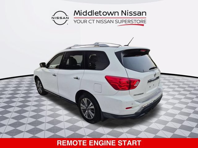 Used 2017 Nissan Pathfinder SL w/ SL Premium Package AWD/4WD image 5