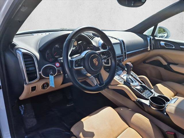 Used 2015 Porsche Cayenne Diesel AWD/4WD image 9